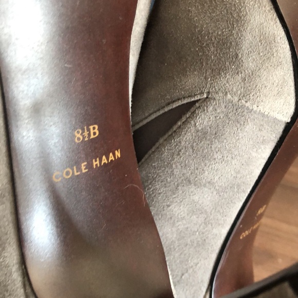 Cole Haan Allaire Shootie II Size: 8.5 Stormcloud Suede - Picture 8 of 8